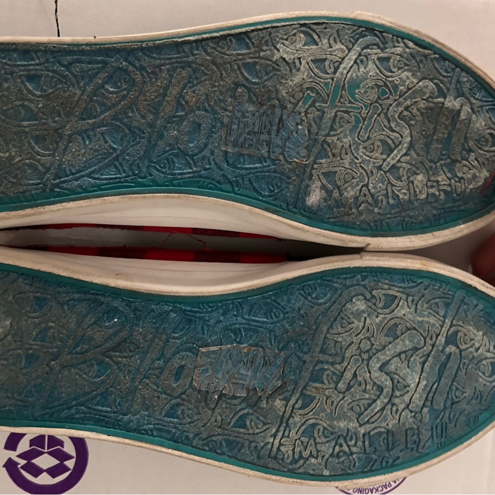 Blowfish slip on sneakers. No lace style. Slightly worn. 2 to 3 times. Size 9 - Picture 3 of 4